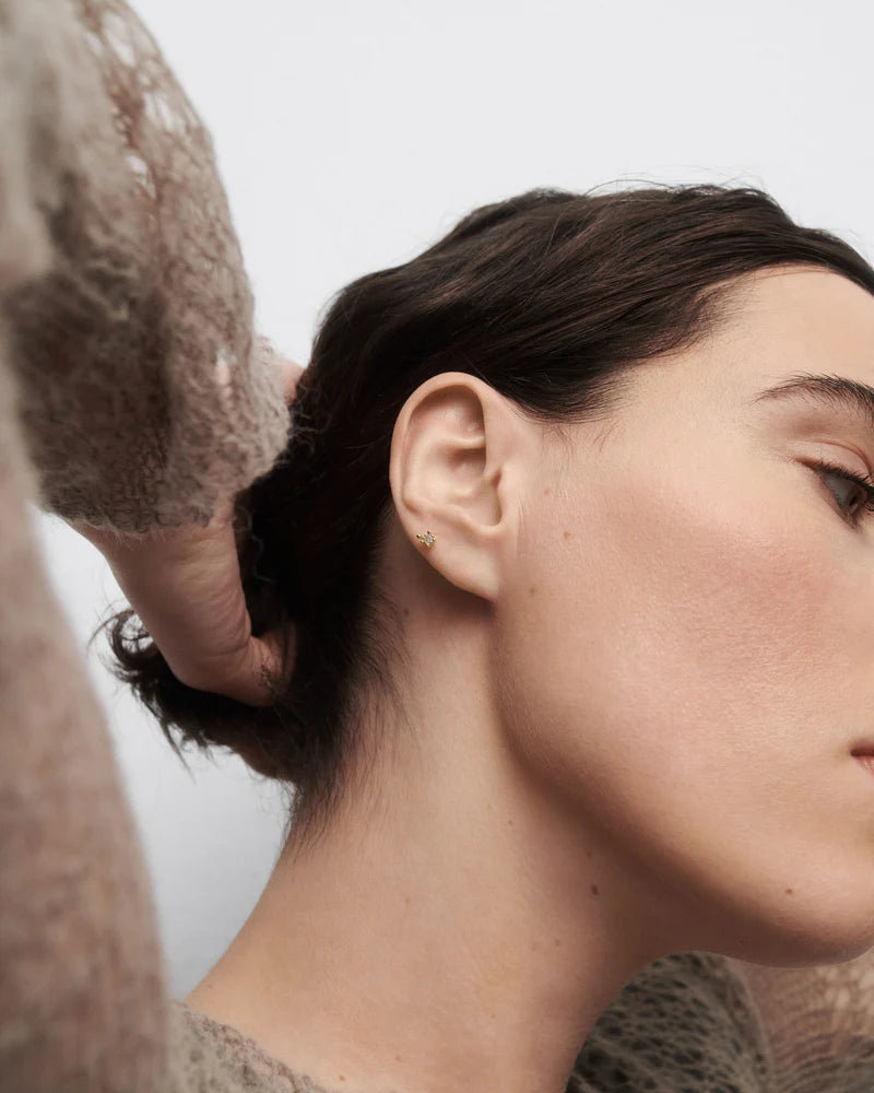 Pdpaola Fleur Grey Single Hoop Earring PG01-322-U