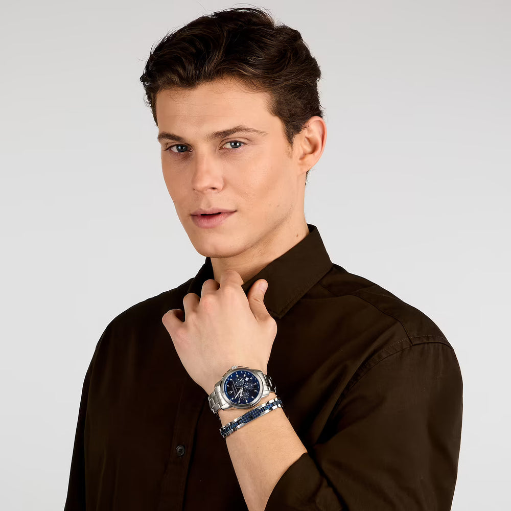 
                  
                    Maserati Successo Watch and Bracelet Set
                  
                