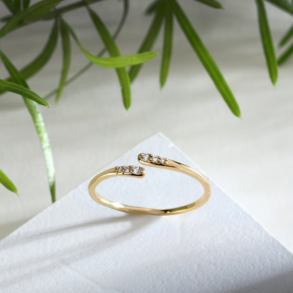 
                  
                    LIVE DIAMOND CONTEMPORARY DIAMOND WOMEN'S RING LDY006109010
                  
                