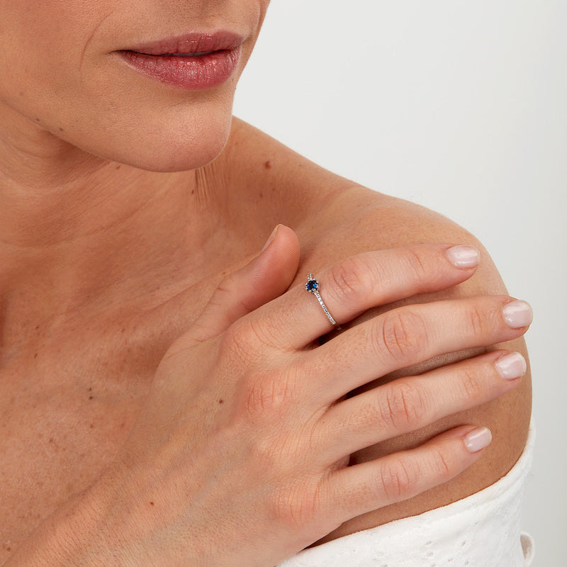 
                  
                    LIVE DIAMOND CONTEMPORARY WOMEN'S RING LDW039193010
                  
                