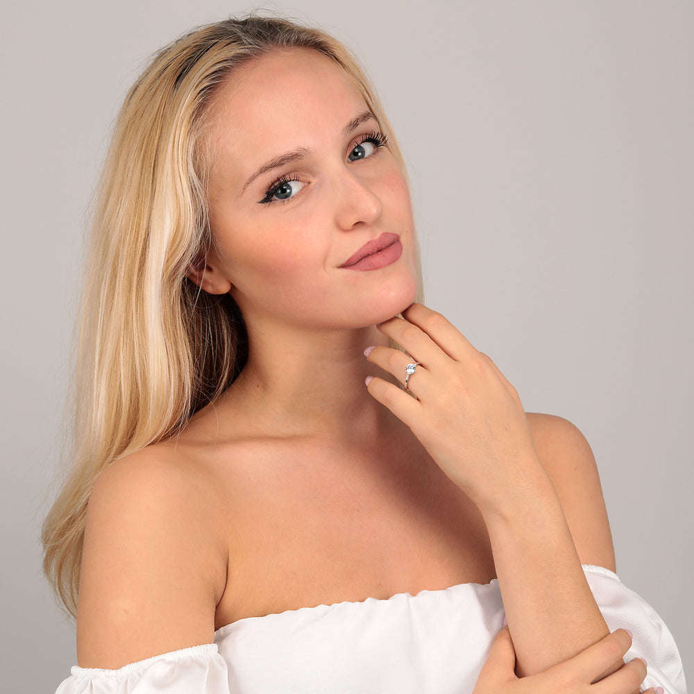 
                  
                    WOMEN'S LIVE DIAMOND RING LD10325009I
                  
                