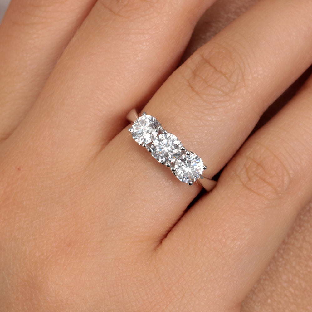 
                  
                    WOMEN'S LIVE DIAMOND RING LD12005010I
                  
                