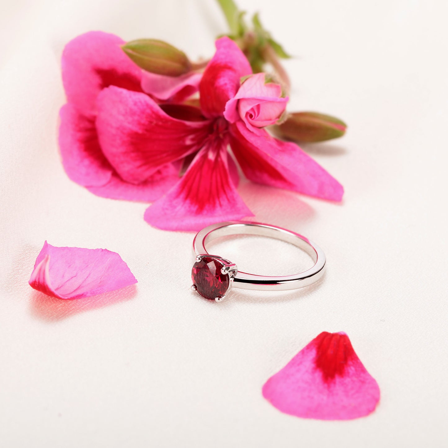 WOMEN'S LIVE DIAMOND RING LD15038020I