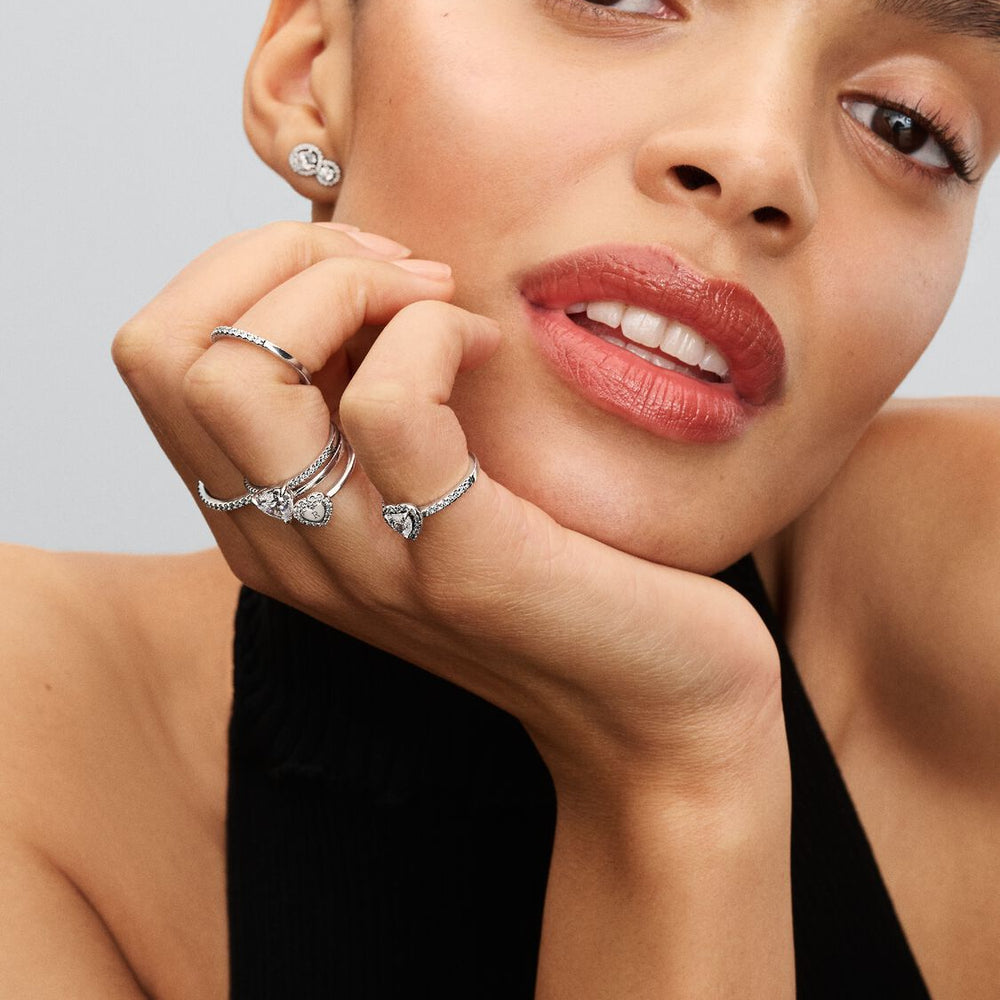 
                  
                    Pandora Heart and Pavé Ring to Engrave 193801C01
                  
                