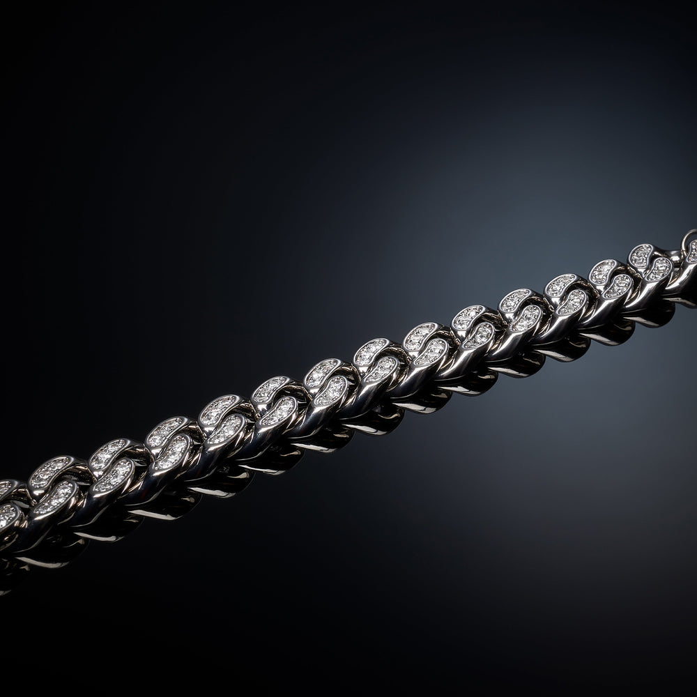 
                  
                    CHIARA FERRAGNI BOSSY CHAIN BRACELET J19AUW02
                  
                