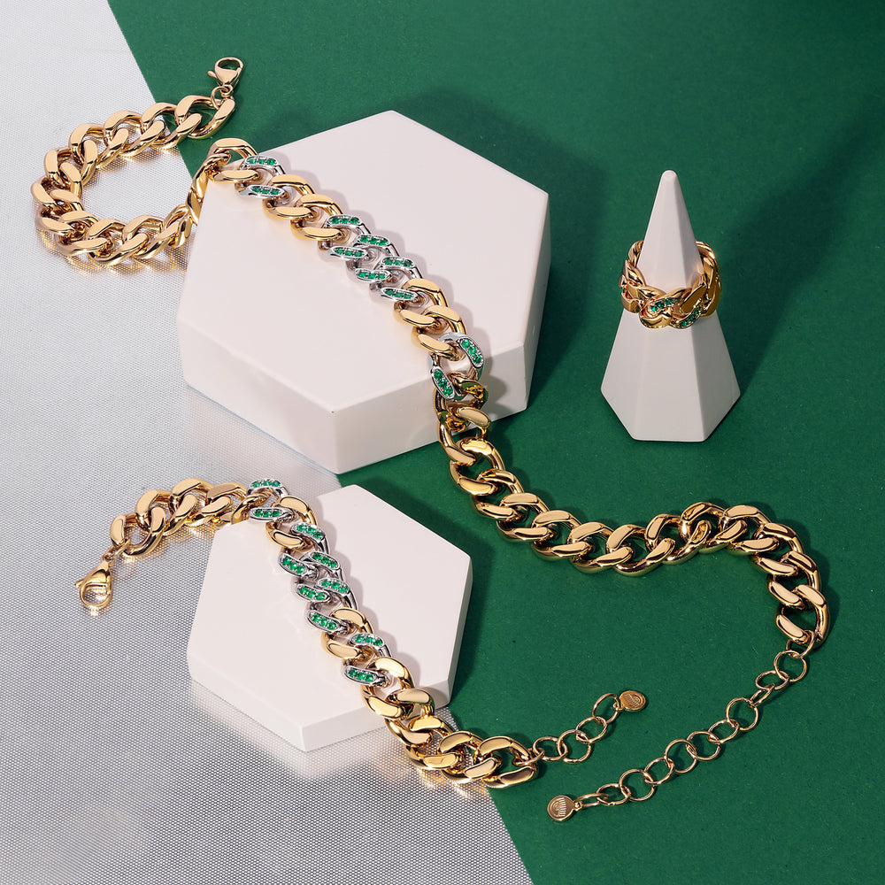 
                  
                    CHIARA FERRAGNI BOSSY CHAIN BRACELET J19AUW48
                  
                