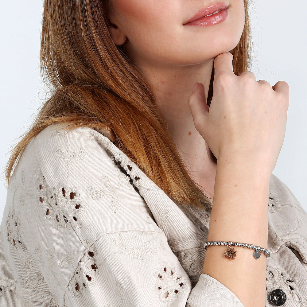 
                  
                    LA PETITE STORY FAMILY WOMEN'S BRACELET LPS05ASF67
                  
                