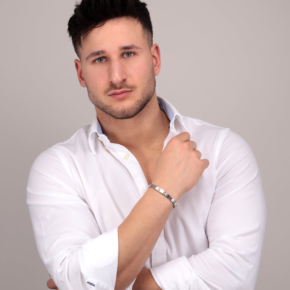 
                  
                    MASERATI ICONIC MEN'S BRACELET JM121ATK12
                  
                