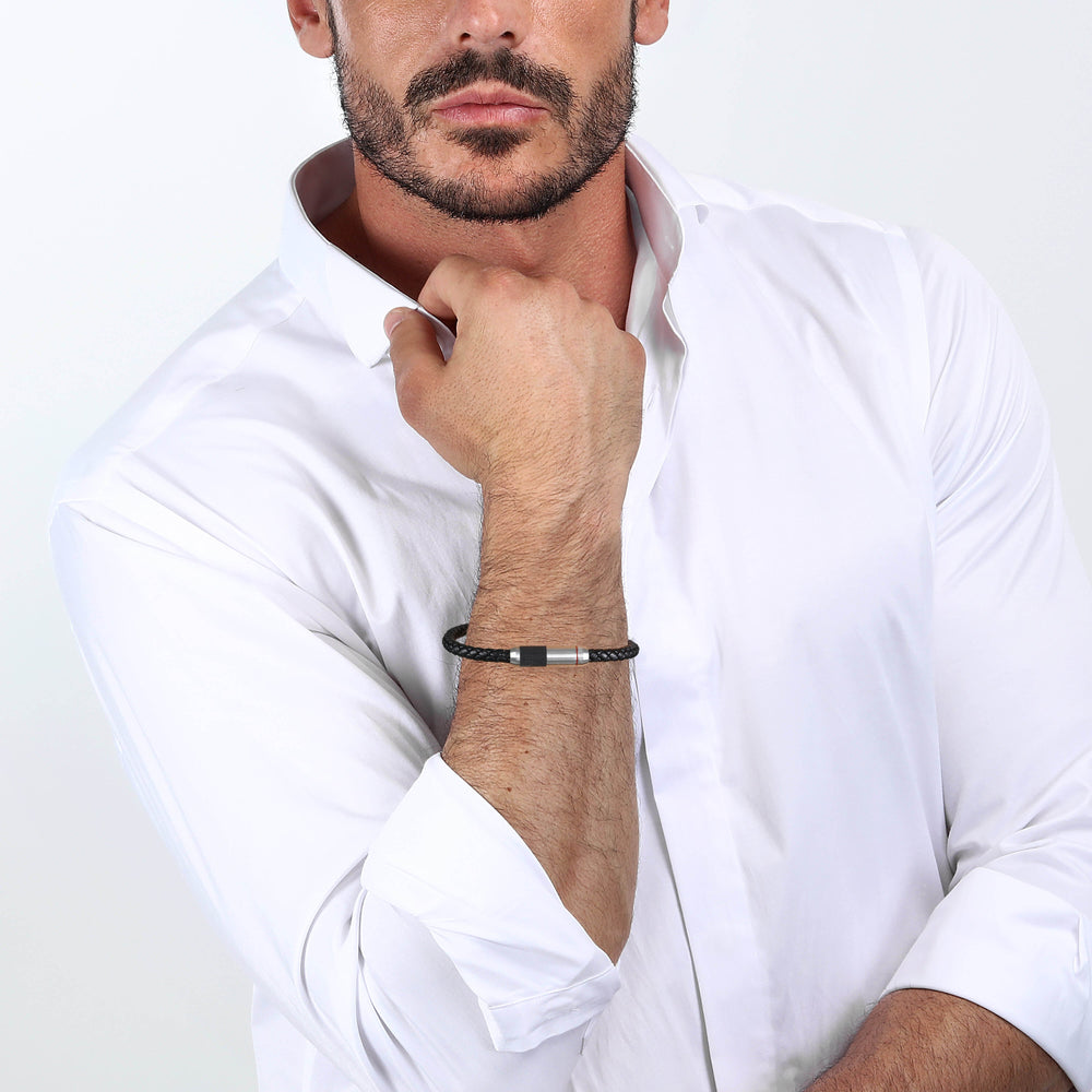 
                  
                    BRACCIALE UOMO SECTOR BANDY SZV102
                  
                