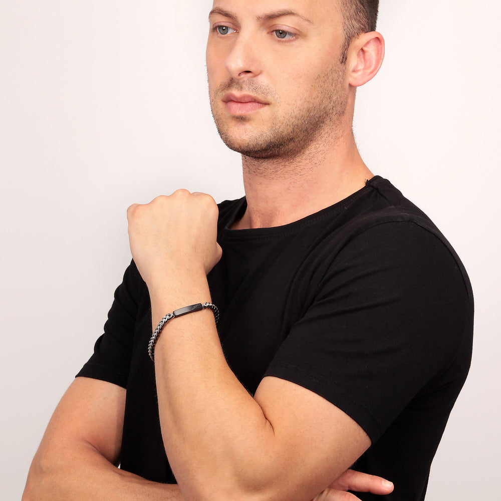 
                  
                    BRACCIALE UOMO SECTOR BANDY SZV70
                  
                