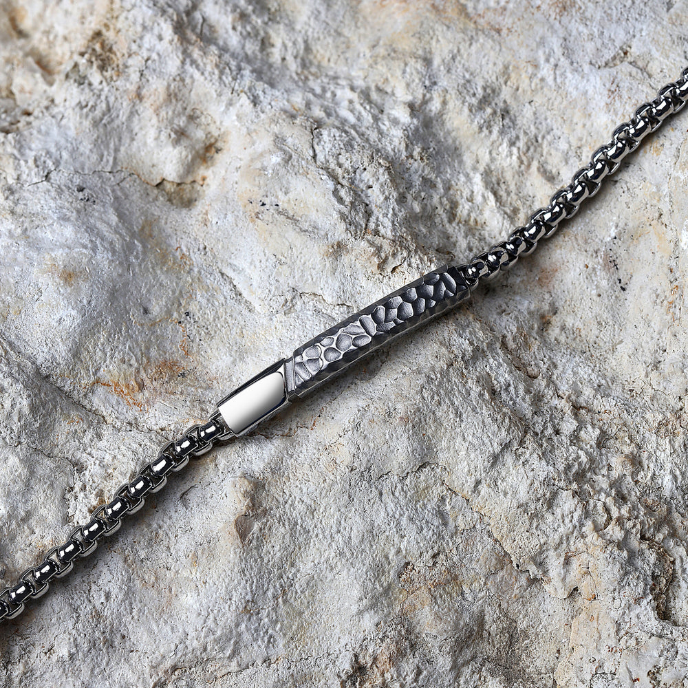 
                  
                    SECTOR ENERGY MEN'S BRACELET SAFT84
                  
                