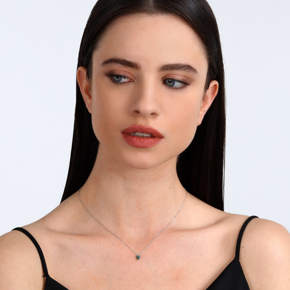 
                  
                    LIVE DIAMOND CLASSIC GEM STONE WOMEN'S NECKLACE LDW050154
                  
                