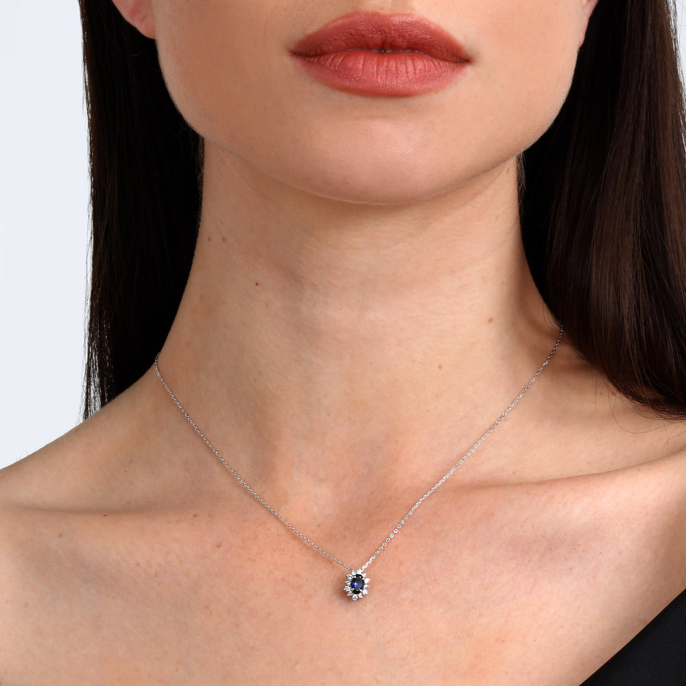 
                  
                    LIVE DIAMOND CLASSIC GEM STONE WOMEN'S NECKLACE LDW050156
                  
                