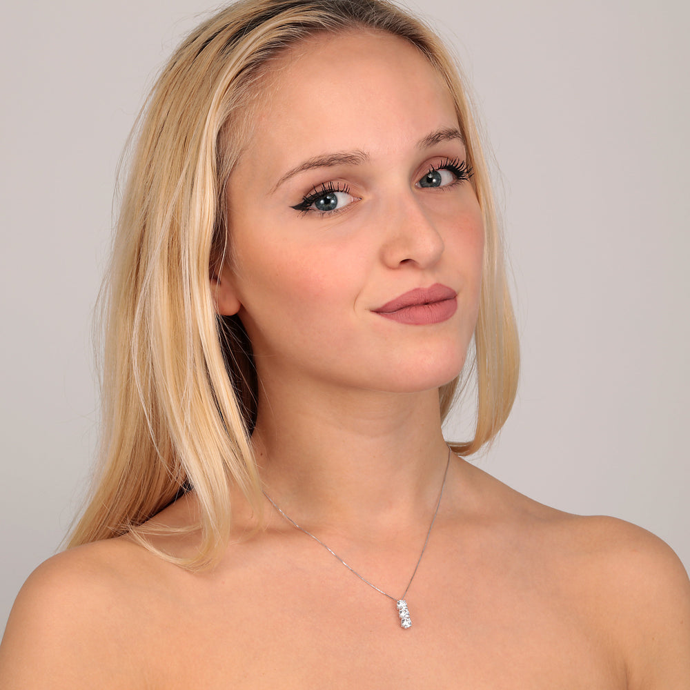 
                  
                    LIVE DIAMOND WOMEN'S NECKLACE LD15010I
                  
                