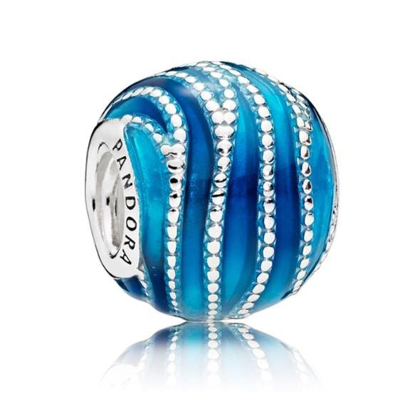 Charm Pandora 797012ENMX