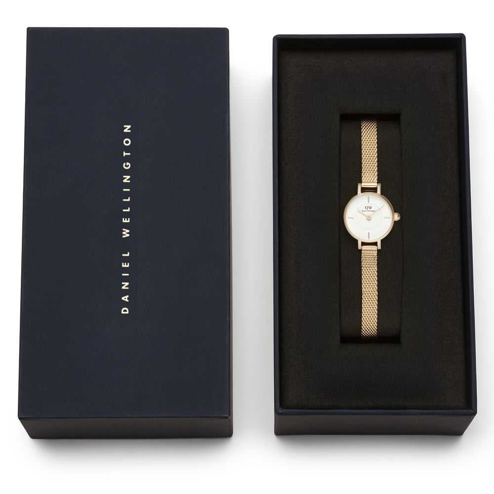 
                  
                    Daniel Wellington Petite Mini Evergold Watch
                  
                