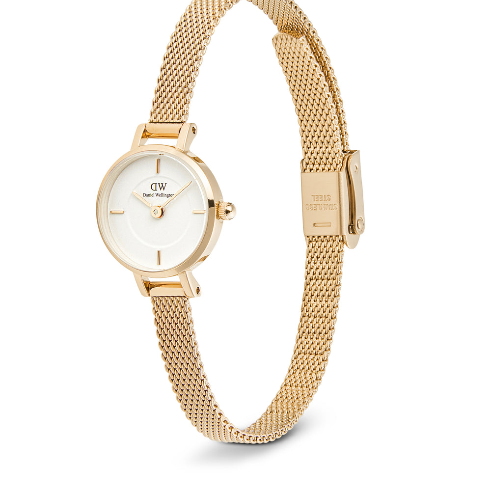 
                  
                    Daniel Wellington Petite Mini Evergold Watch
                  
                