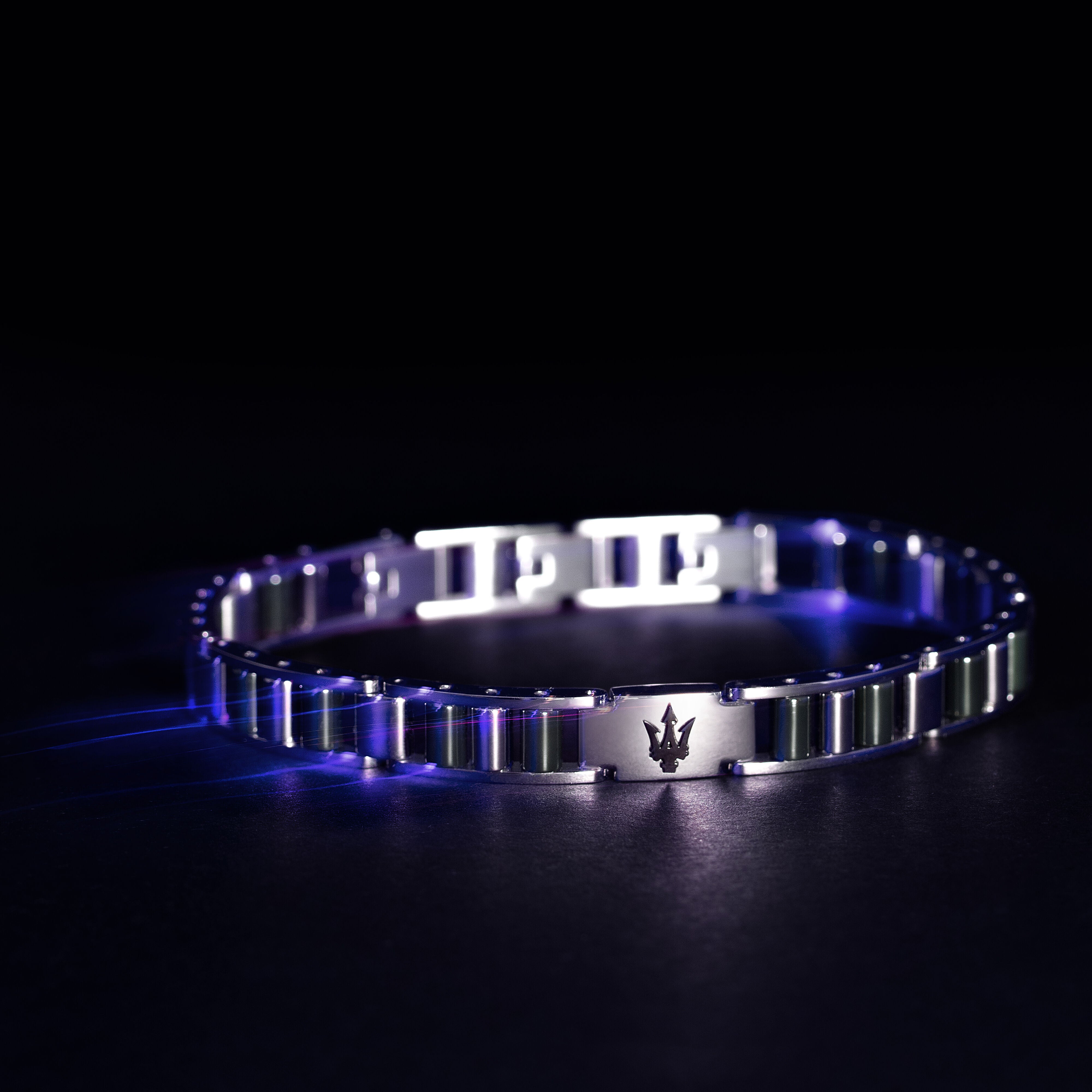 Maserati Ceramic Men's Bracelet Jm225Atz56 – Eldorado Jewels