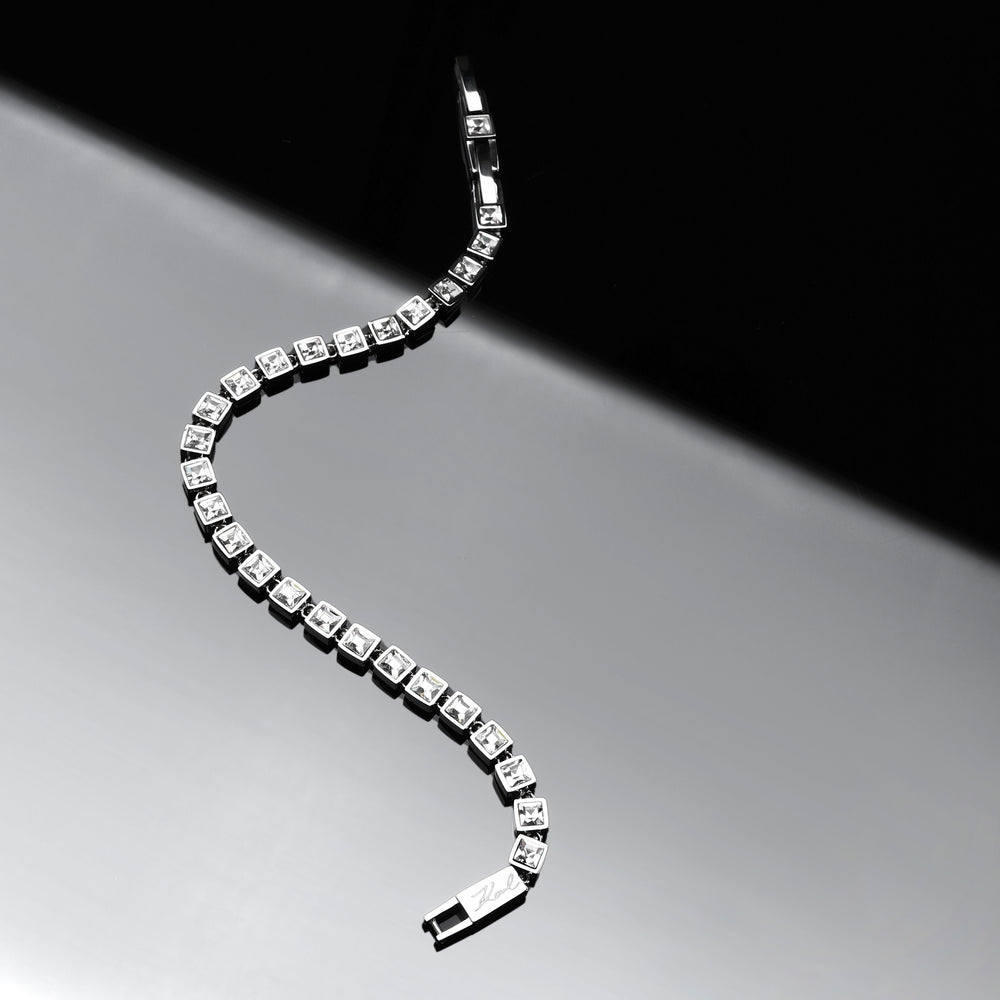 
                  
                    Karl Lagerfeld Women's Bracelet KLAYC24
                  
                