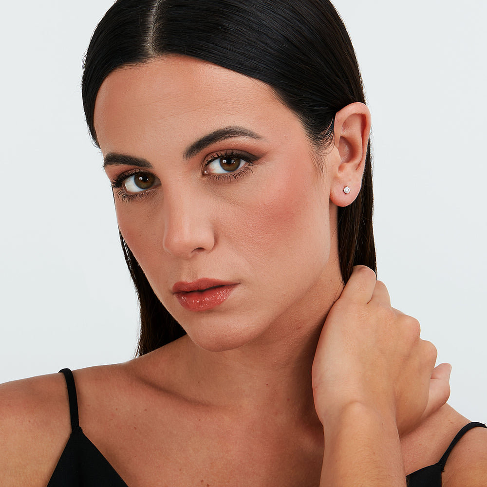 
                  
                    LIVE DIAMOND CLASSIC DIAMOND WOMEN'S EARRINGS LDW040141
                  
                