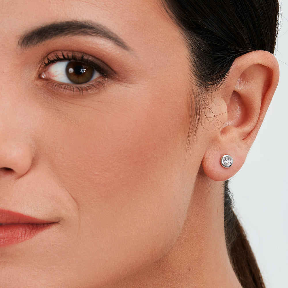 
                  
                    LIVE DIAMOND CLASSIC DIAMOND WOMEN'S EARRINGS LDW040142
                  
                