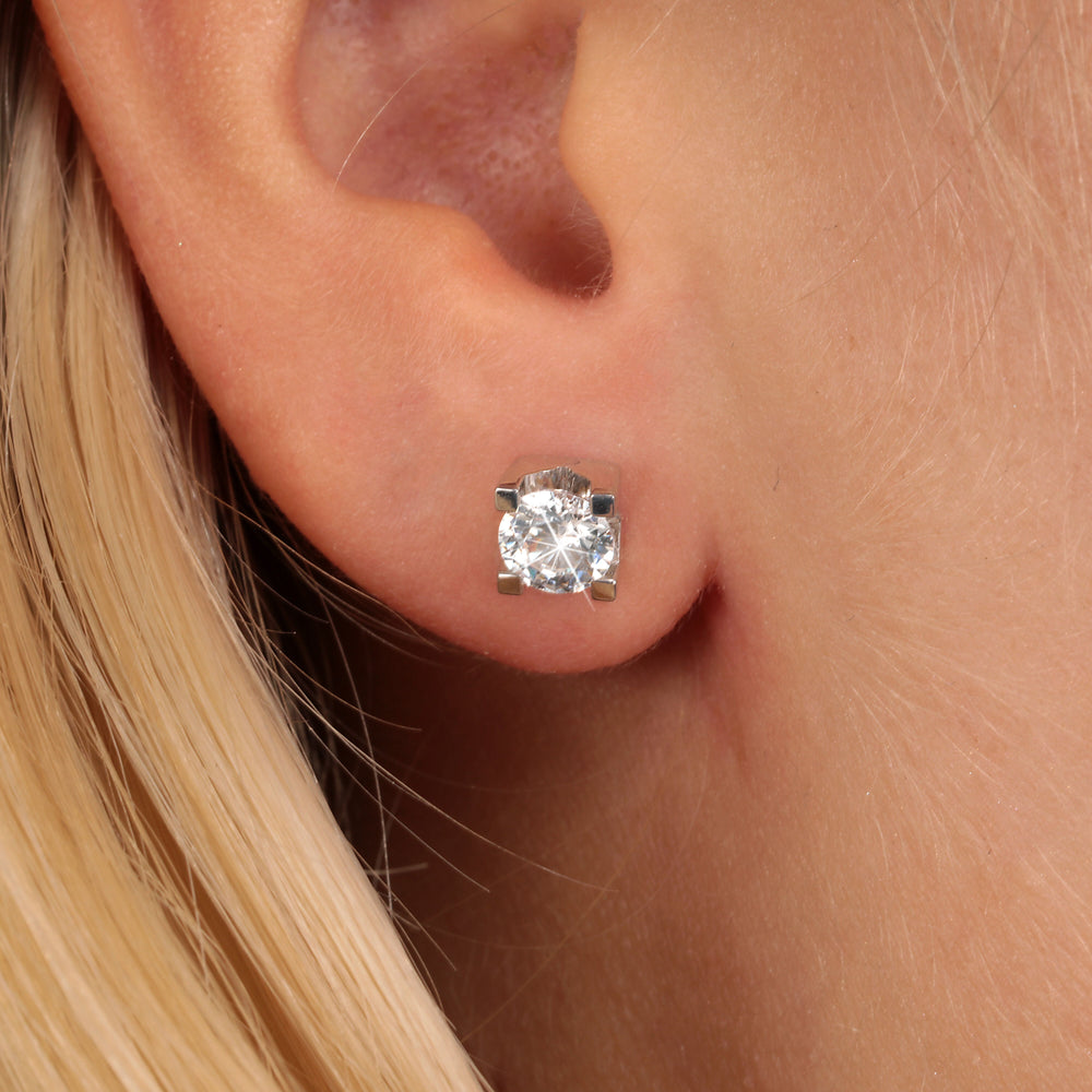 
                  
                    LIVE DIAMOND WOMEN'S EARRINGS LD10002I
                  
                