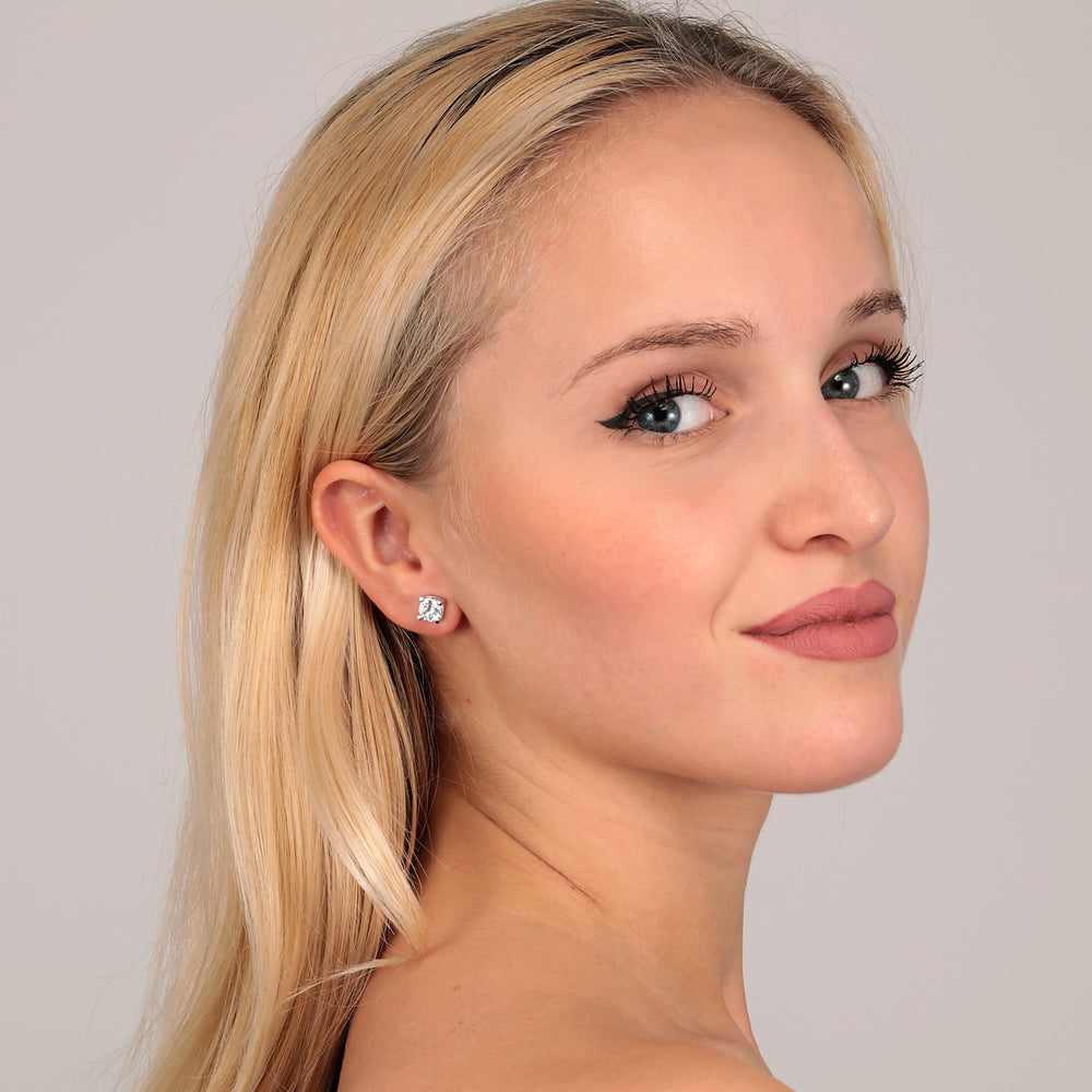 
                  
                    LIVE DIAMOND WOMEN'S EARRINGS LD14002I
                  
                