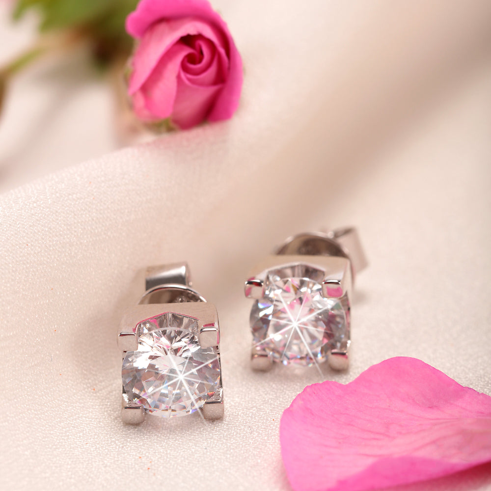 
                  
                    LIVE DIAMOND WOMEN'S EARRINGS LD14002I
                  
                