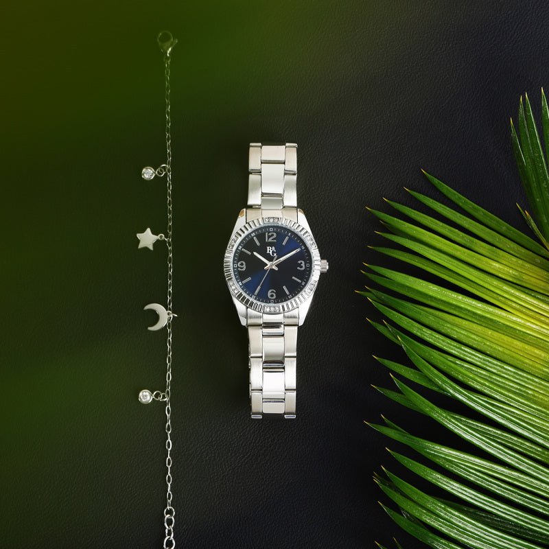 
                  
                    B&G LUXURY WOMEN'S WATCH R3853241528
                  
                