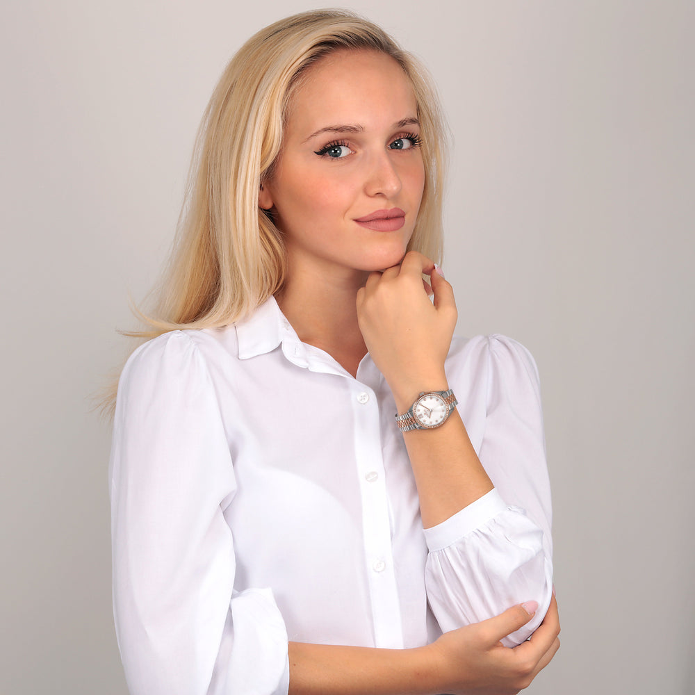 
                  
                    OROLOGIO DONNA MORELLATO MAGIA R0153165529
                  
                