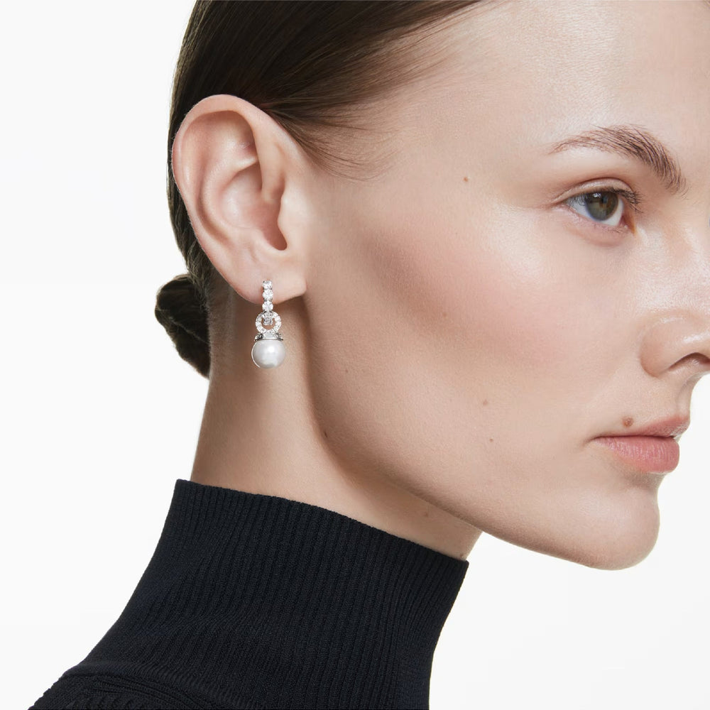 
                  
                    Swarovski Matrix Drop Earrings 5691716
                  
                