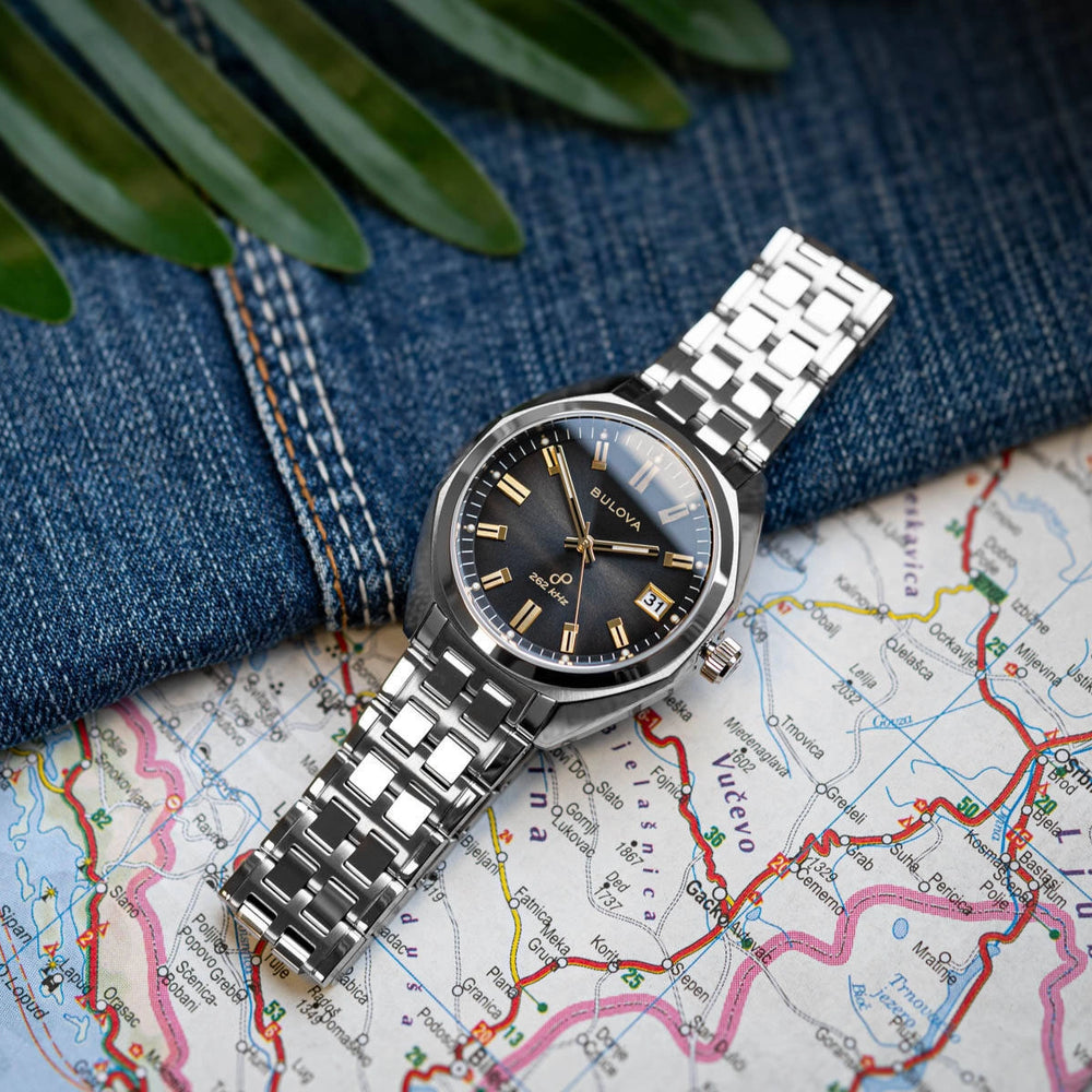 
                  
                    Bulova Jest Star 96B415 watch
                  
                