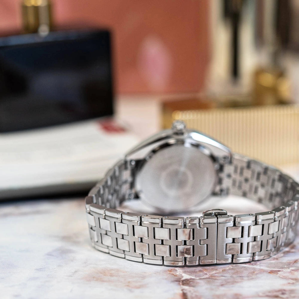 
                  
                    Bulova Jest Star 96B415 watch
                  
                