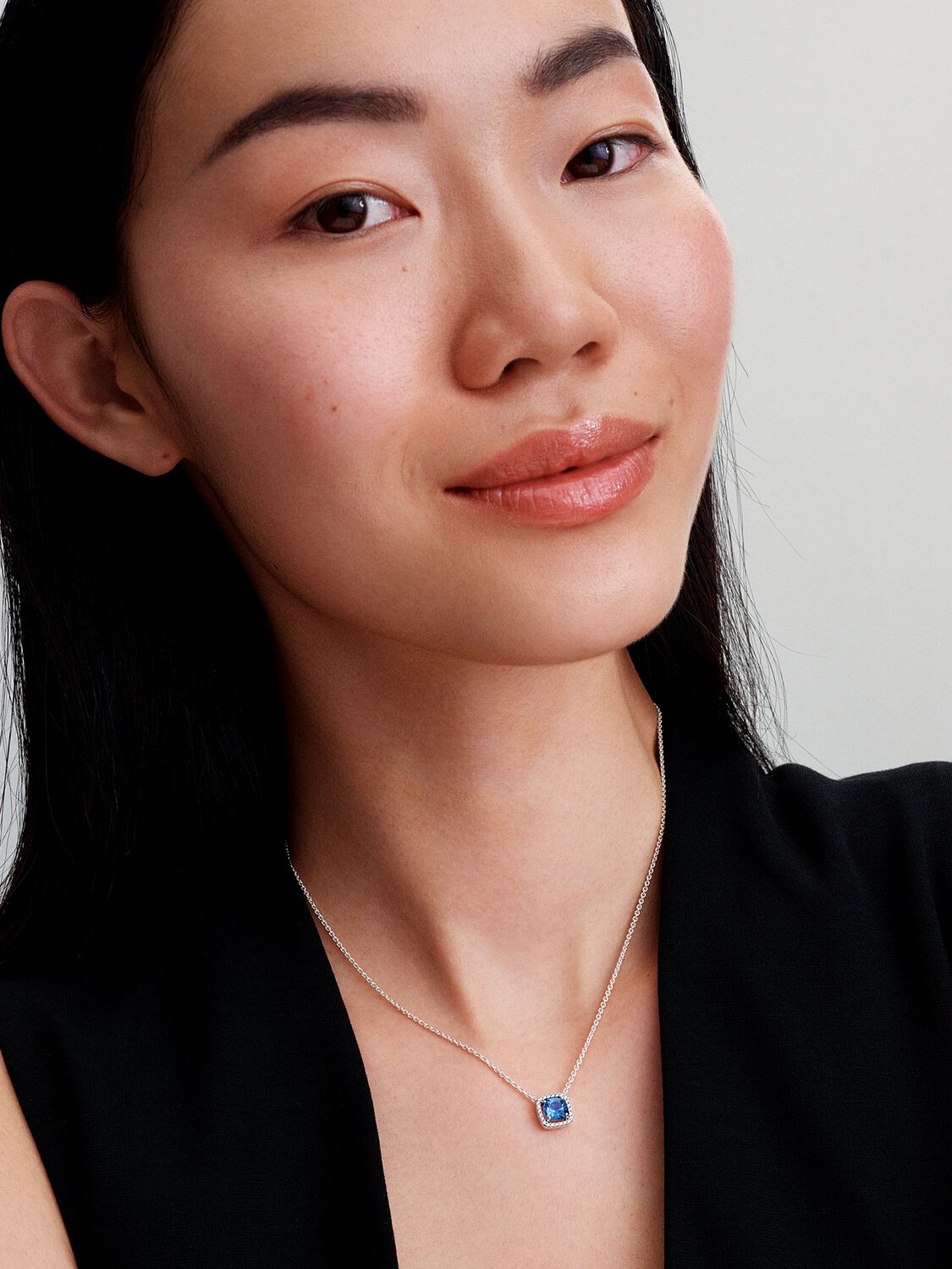 Pandora Blue Square Light Point Necklace 393560C01-45