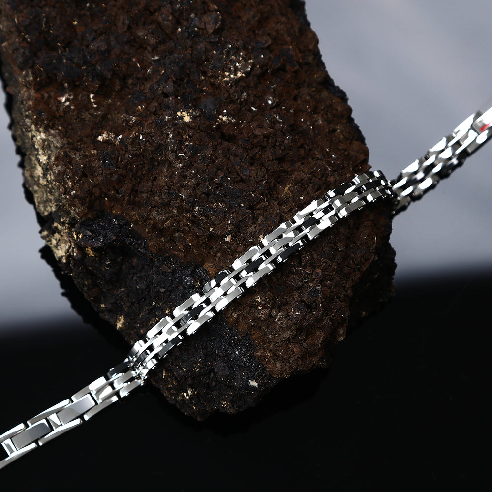 
                  
                    SECTOR CERAMIC MEN'S BRACELET SAFR51
                  
                