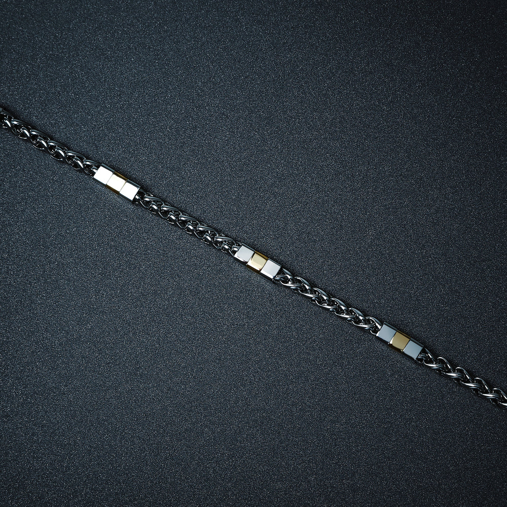 
                  
                    SECTOR ENERGY MEN'S BRACELET SAFT95
                  
                