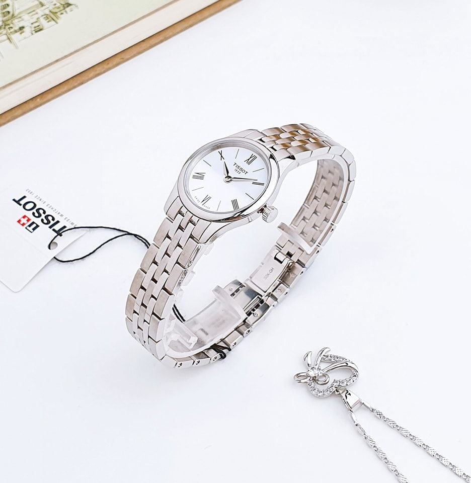 
                  
                    Tissot Tradition watch T063.009.11.018.00
                  
                